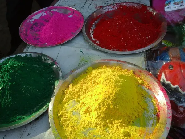 Holi