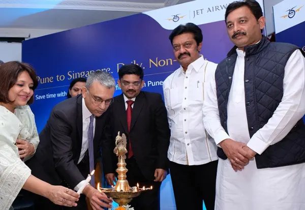 JET AIRWAYS COMMENCES NON-STOP, DAILY SERVICE BETWEEN PUNE AND SINGAPORE