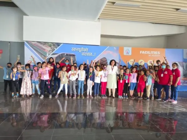 Orchids Ambegaon organises first of its kind field trip - Ride on a Metro