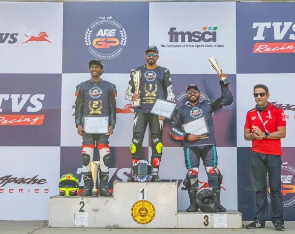 TVS Racing sets benchmark with the first edition of TVS GP Cup - 1000+ TVS Apache customers experience Track Riding